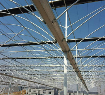 Quality Roof Ventilation Plant Commercial Glass Greenhouse With Inner Shading System for sale