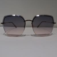 China Oversized Polarized Sunglasses Butterfly Shape , Polygon Anti Glare And Polarized Sunglasses factory