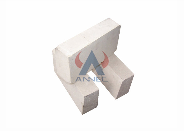 China Low Iron Mullite High Alumina Insulating Brick For Lime Kiln factory