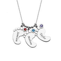 China 0.52x0.8in 0.18lb Mothers Day Foot Necklace Personalized Nameplate Necklace ODM factory