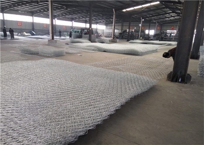 China Retaining Soil Stainless Steel Gabion Baskets , Wire Mesh Retaining Wall factory