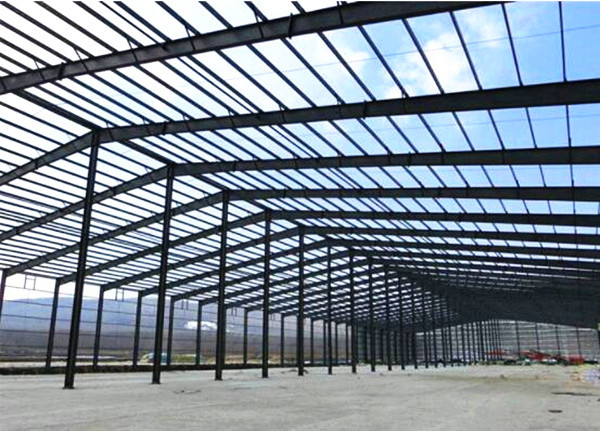 Quality Prefab Steel Godown Construction / PEB Portal Frame Metal Godown Construction for sale