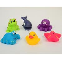 China Small rubber bath toys floating animal toy set of squirt bath animal toy factory