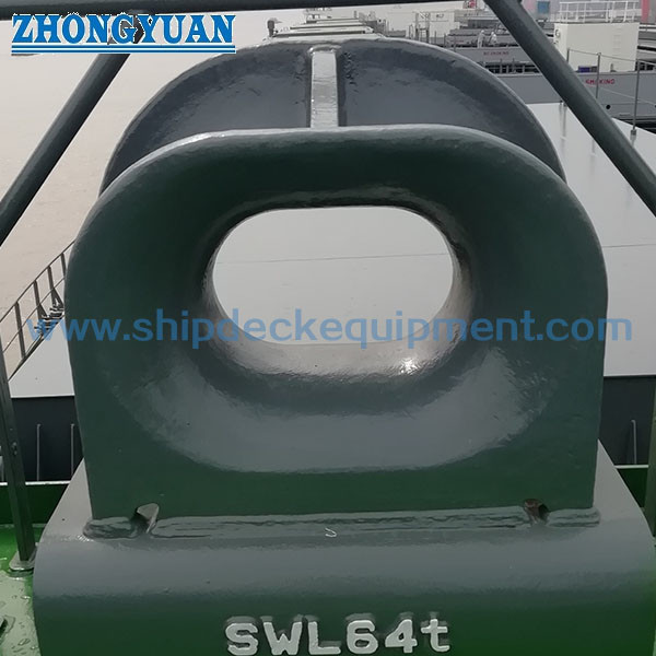 Quality DIN 81915 Form A Casting Steel Bulwark Mounted Mooring Chock Ship Towing for sale