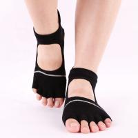 China Cotton Anti-Slip Soft Silicone Sole Dance Barre Ballet Pilates Sox Custom men Grip Yoga Socks for men factory