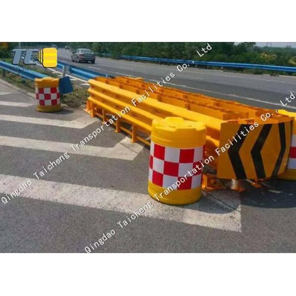 Quality Road Block Crash Cushion Attenuator Powder Coated ISO9001 Certification for sale