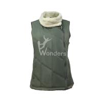 China Womens Olive Lightweight Puffer Vest Ladies 100% Polyester factory