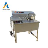 China Automatic Chocolate Tempering Machine 30kg 60kg With Vibrating Table factory