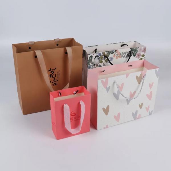Quality Customized Logo Printed Gift Carrier Bags Personalized Glossy Lamination for sale