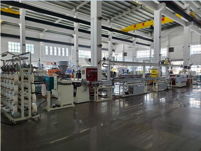 Multiple Core Optical Fiber Cable Extrusion Machine , Messenger Fiber Optic Cable Machine