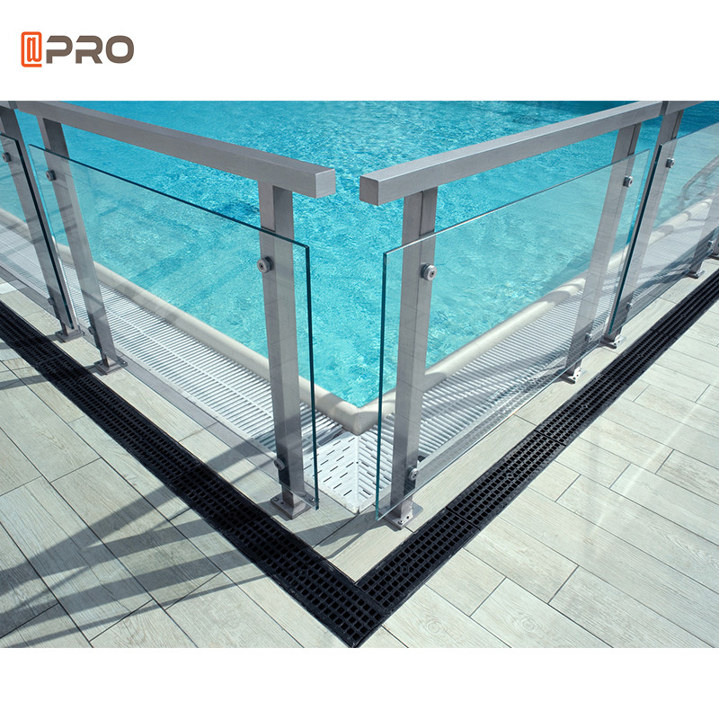 China Interior Glass Swimming Pool Aluminum Handrails Stainless Steel Stairs Balustrades factory