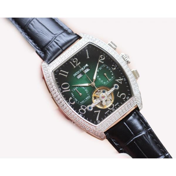 Quality Functional Men Quartz Wrist Watch Water Resistance 2m Fashionable Wrist Watch for sale