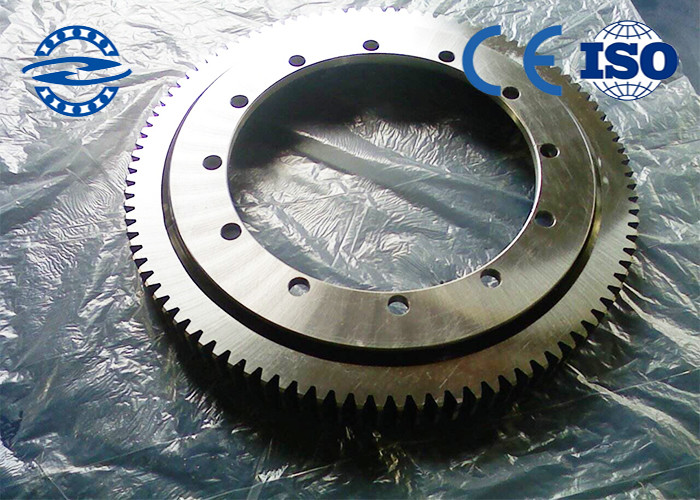 China High Performance Excavator Slewing Ring Bearing CRB4010 For Construction Machinery factory