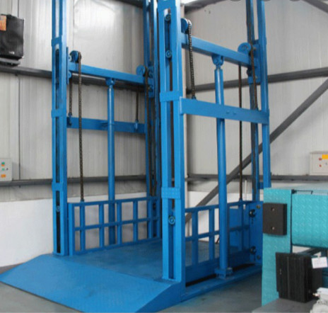 Quality 2000KG Commercial Cargo Lifts 5m Small Freight Elevator Single Rail for sale
