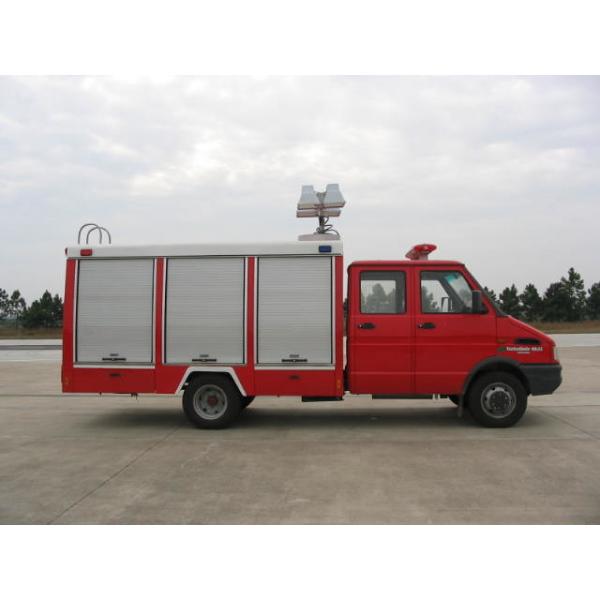 Quality 130hp 4x2 Emergency Rescue Fire Truck , Small Fire Tender With Fire Fighting for sale