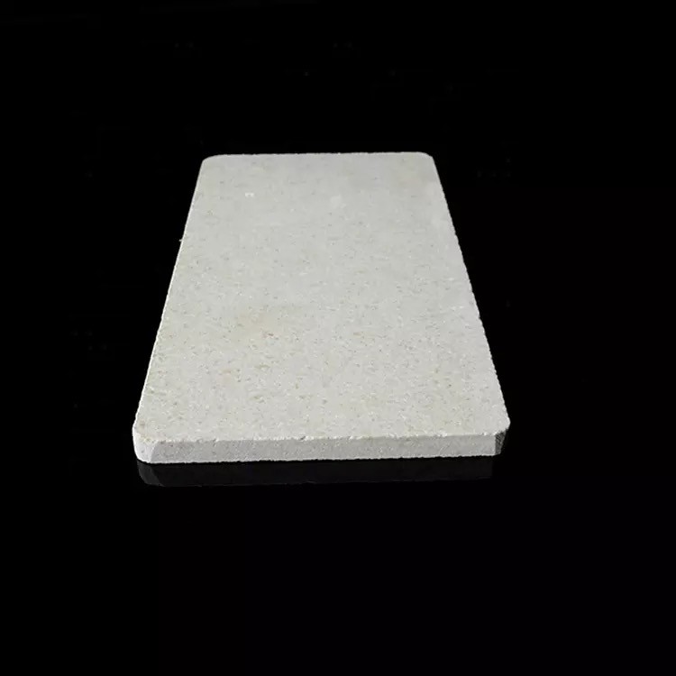 China High Temperature Lightweight Mullite Kiln Shelves High Load Cleaning Kiln factory