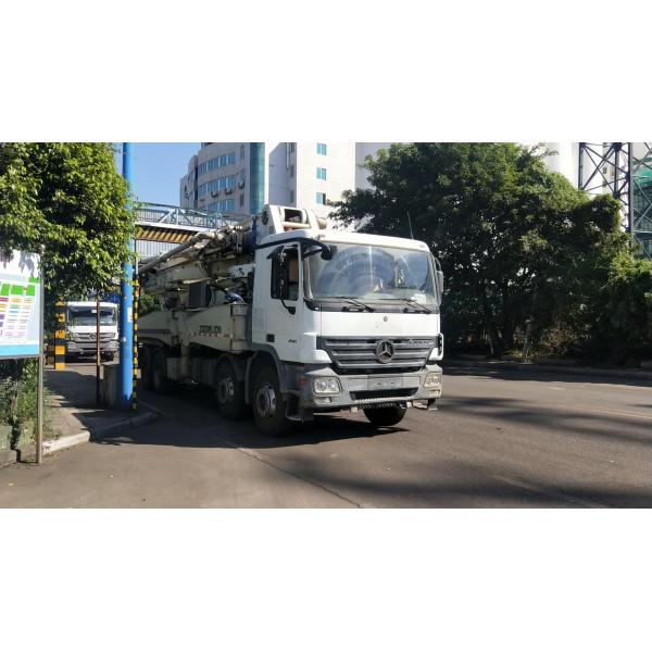 Quality 300KW Zoomlion Concrete Boom Truck , Boom Pump Truck Well Maintenanced for sale