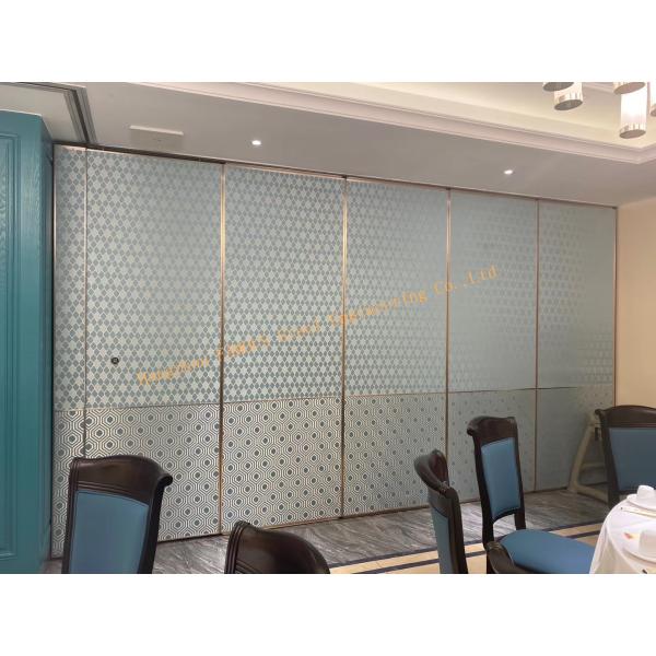 Quality Aluminum Soundproof Tempered Glass Partition Walls With Blind for sale