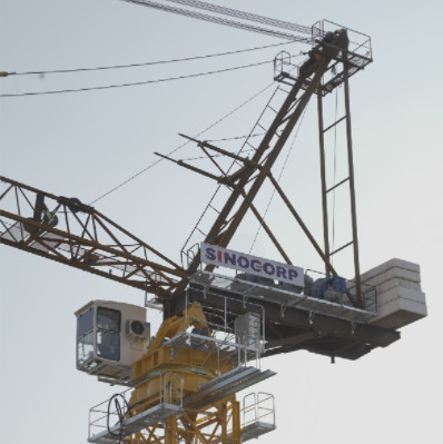 Quality Luffing Boom Tower Crane 6 Ton Internal climbing Type for sale