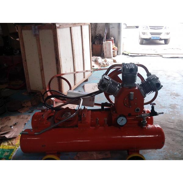 Quality Small mineral piston air compressor for pnematic tools 2.6m³ 5bar 140L for sale