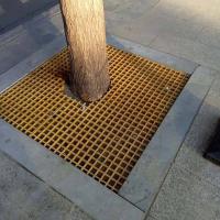 China Sidewalks Fiberglass Grating Tree Cover Rectangular And Square Shape Density Tree Grate factory