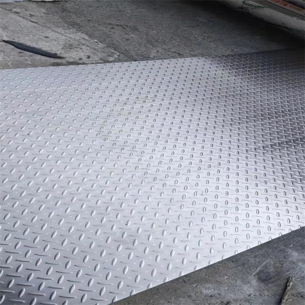 Quality SUS 2B Surface 304 Stainless Steel Sheets Plates Antiskid 1.5mm Embossed Steel for sale
