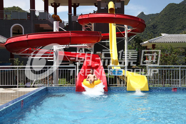 Quality General Water Park Item Custom Water Slides High Speed With 120 Riders / H Capacity for sale