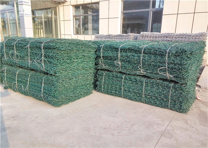 China Hexagonal Galvanized Gabion Boxes And Mattress For Erosion Control factory