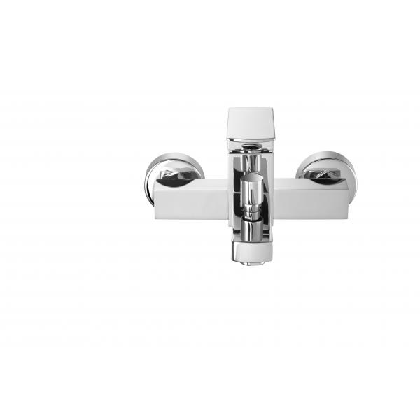 Quality Corrosion Resistant Brass Wall Mounted Bath Mixer Faucet With One Handles for sale
