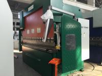 China 200 Ton 3200 CNC Press Brake Machine With 4+1 Axis For Door Frame factory