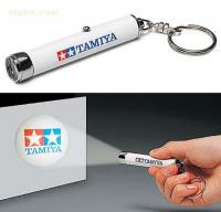 China personalized promotional giveaways LED logo projector keychain light with cell batteries factory