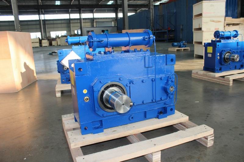 China Parallel Shaft Industrial Horizontal Gearbox Flender standard Heavy Duty Gear Units Parallel Shaft Helical Gear Boxes factory