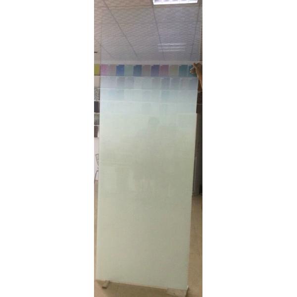 Quality 6-12mm Thickness Fading Glass Long Using Life With High Bending Strength for sale