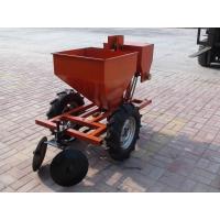 China 18hp Small Scale Agricultural Machinery 0.1hm2/H Potato Planter Machine factory