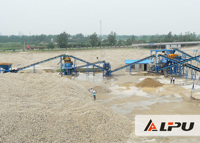 China 250 TPH Quarry Stone Crushing Plant for Hard Rocks , Stone Crusher Equipment factory