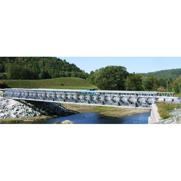 Quality Steel Structure Temporary Bridge Construction / Pre Engineered Pedestrian Bridges for sale