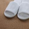 China White Massage Spa Disposable Hotel Slippers Indoor Slides For Women Men factory