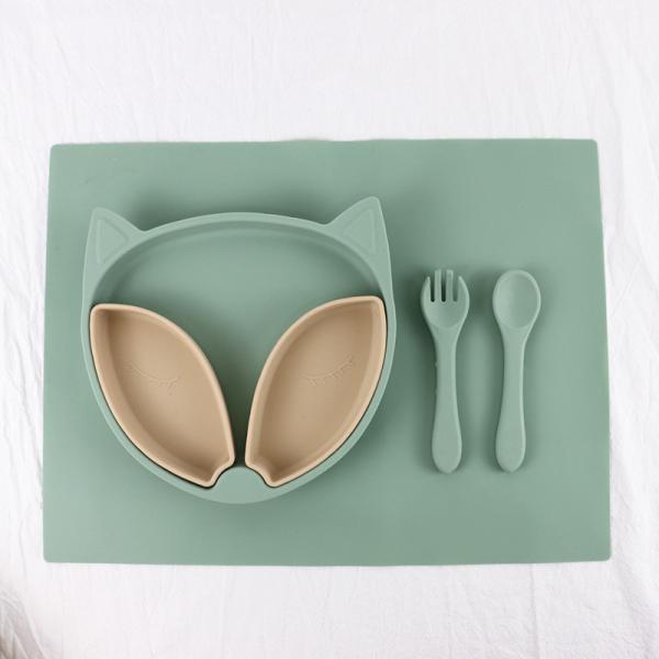 Quality Food Grade Silicone Tableware Set , Silicone Suction Divided Plate Waterproof for sale