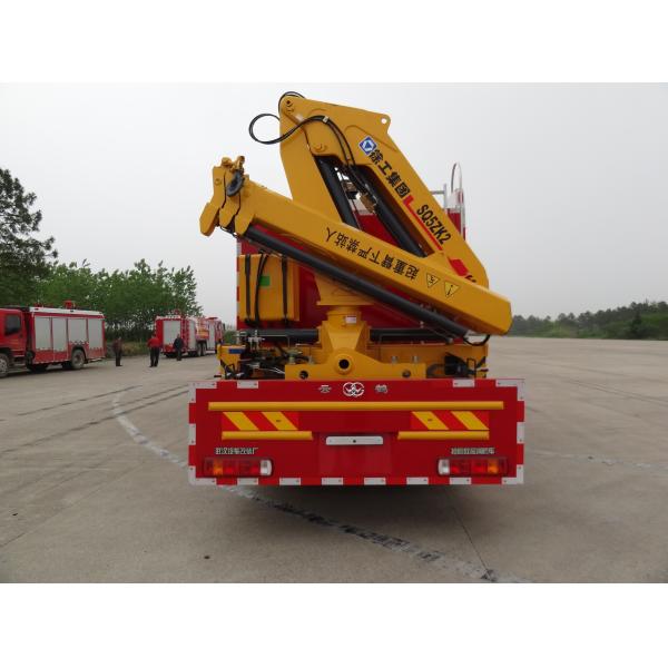 Quality SINOTRUK Heavy Duty Rescue Truck , 6 Wheeled Road Rescue Emergency Vehicles for sale