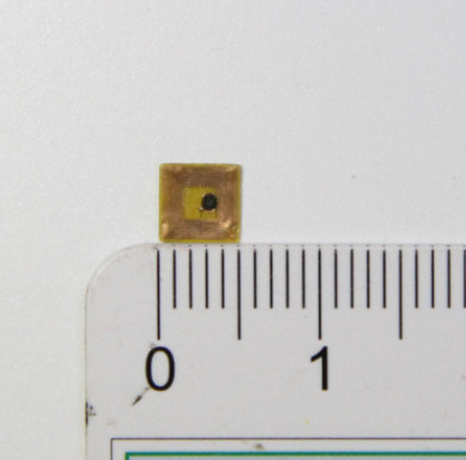 China 213 Micro FPC Mini Rfid NFC Metal NFC Sticker Tag 8.7x8.7mm factory