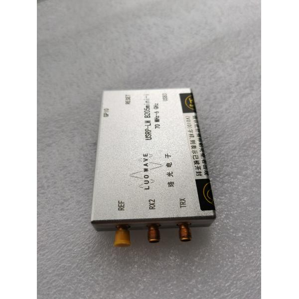 Quality 6.1×9.7×1.5cm USB SDR Transceiver Small Size Ettus B205mini 12 Bits for sale